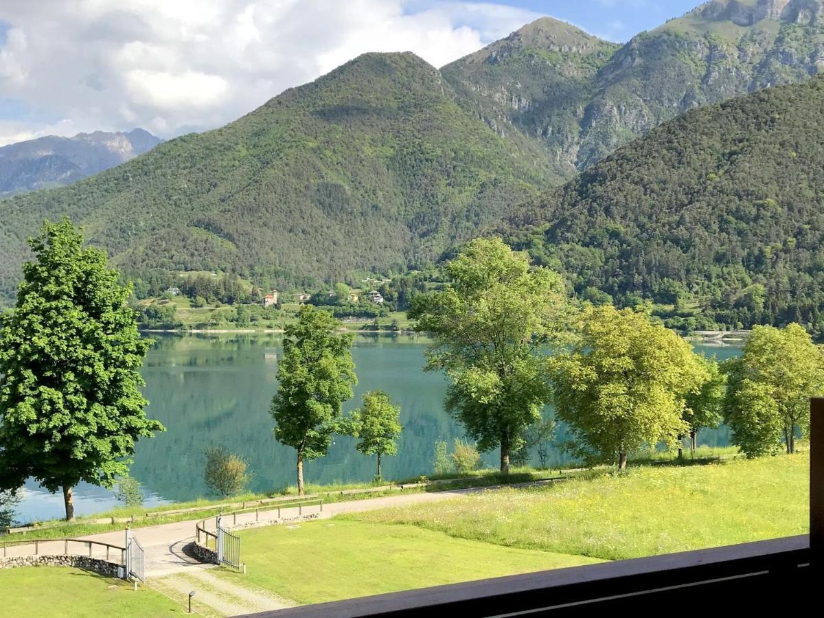 Belvilla By Oyo Villa Etti Bilo - Fronte Lago モリーナ・ディ・レードロ エクステリア 写真